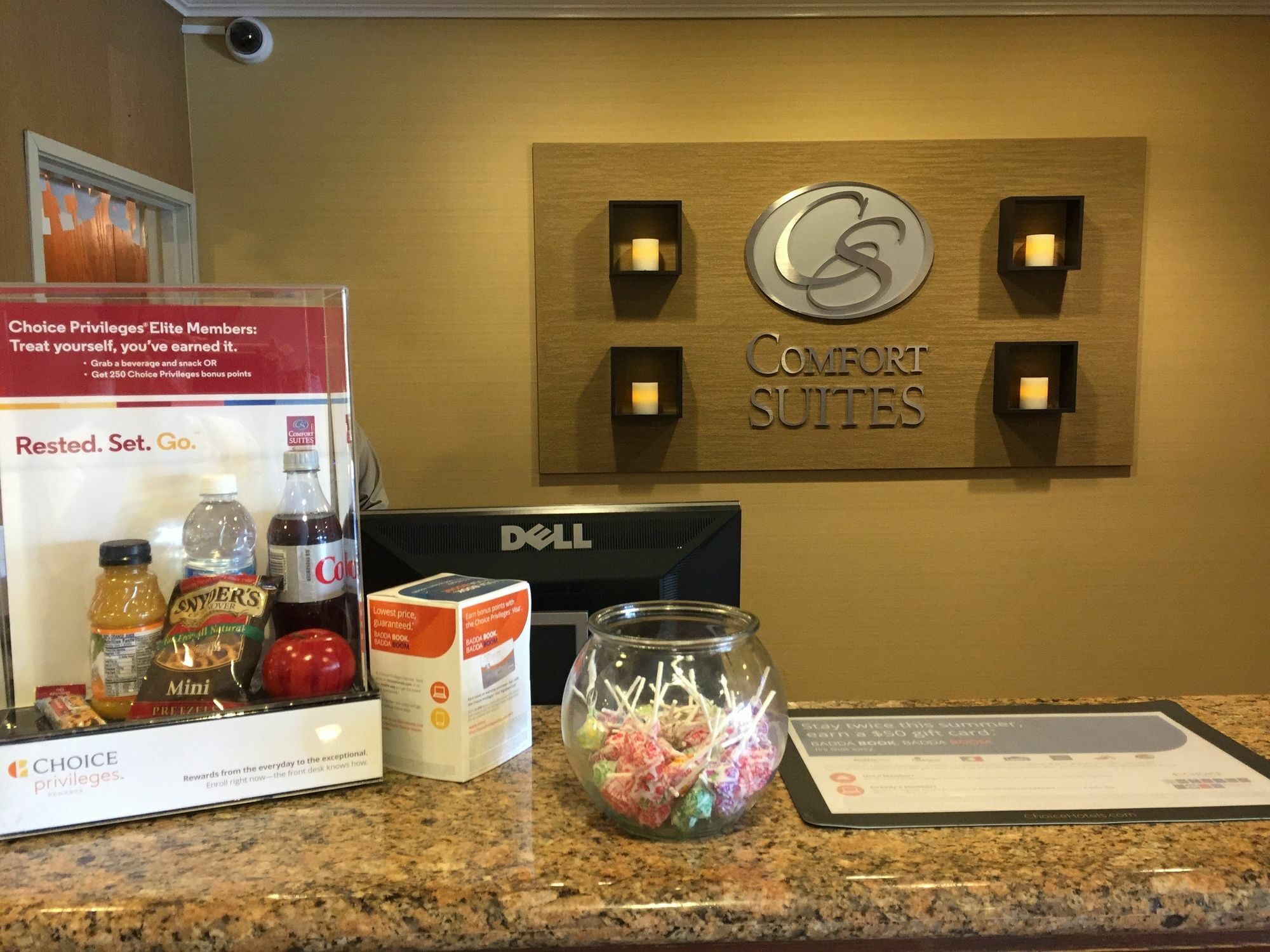 Hotel Comfort Near Six Flags Magic Mountain 3*