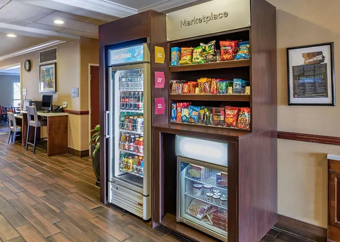 Comfort Suites Near Six Flags Magic Mountain