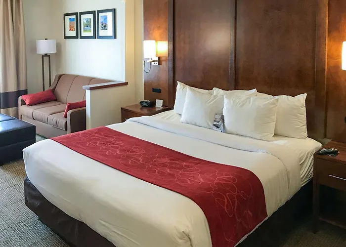 Comfort Suites Near Six Flags Magic Mountain
