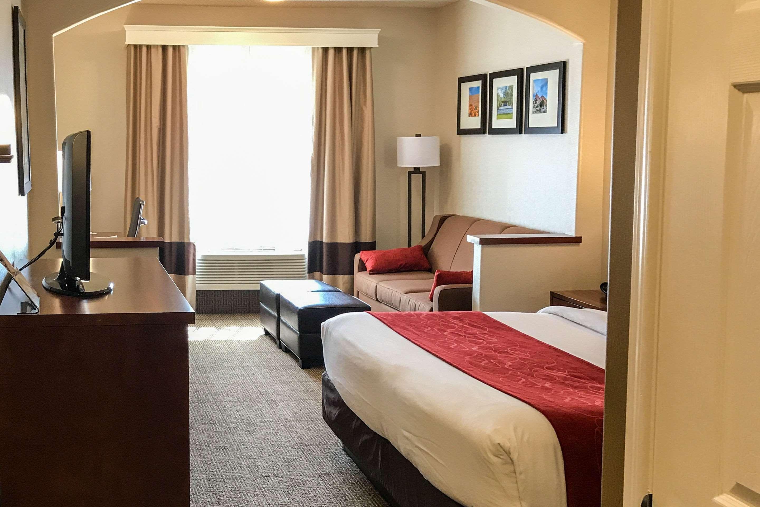 Comfort Near Six Flags Magic Mountain