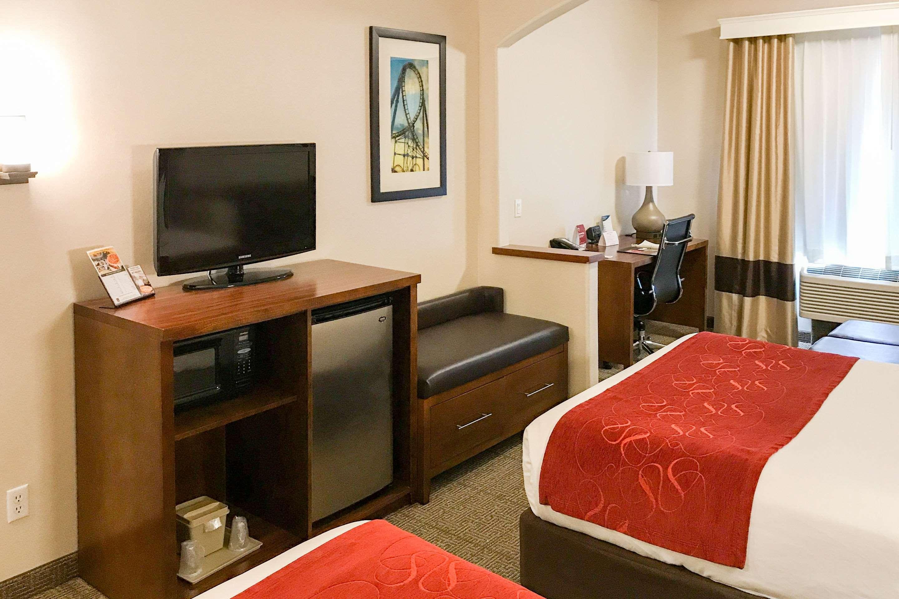 Comfort Near Six Flags Magic Mountain